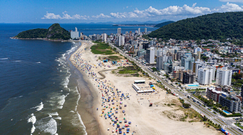 Quarto boletim de balneabilidade das praias confirma qualidade das águas de 91% no Paraná Foto: Roberto Dziura Jr/AEN